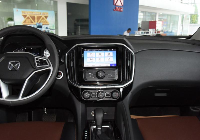 2016款 2.0T 自动两驱汽油豪华天窗版7