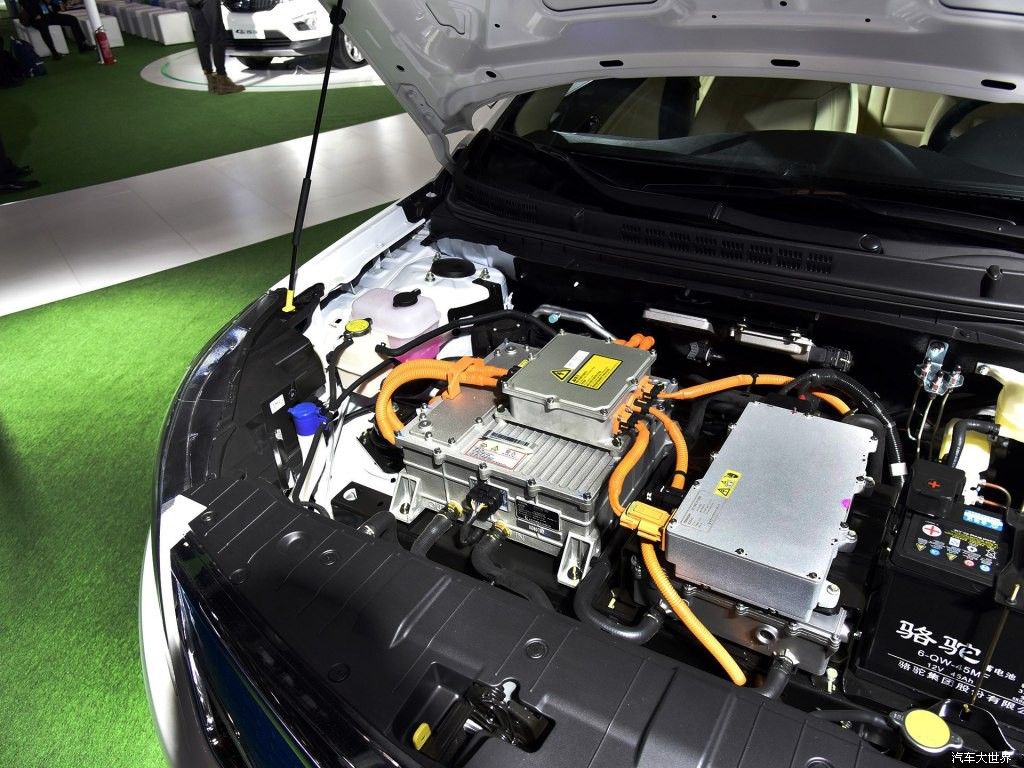 逸动新能源2018款 EV300 尊享型