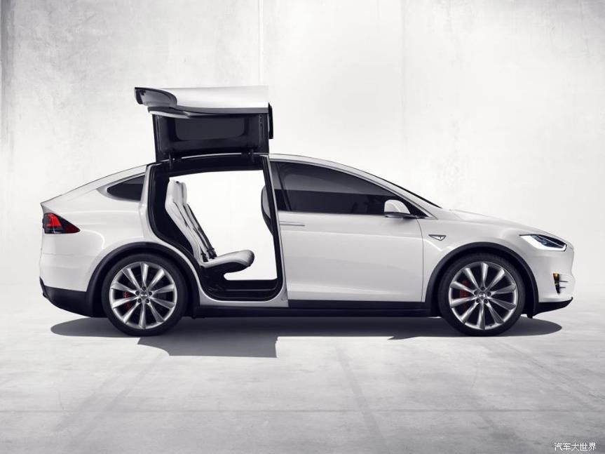 直指特斯拉Model X，BBA纷纷推出电动豪华SUV，到底谁更胜一筹？
