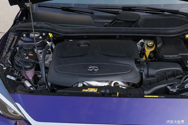 英菲尼迪新款QX30 2.0T车型上市 售29.78-36.38万元