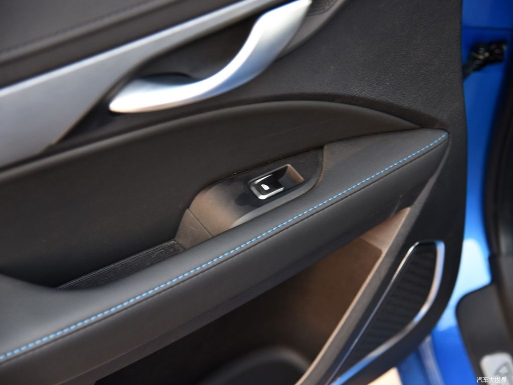 帝豪新能源2018款 EV450 尊贵型