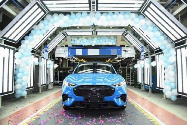 国产福特Mustang Mach-E工程试制车下线 续航超600km