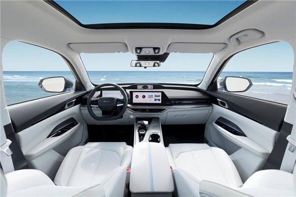 欧尚Z6 太原上市，性能颜值科技样样兼优，塑造未来科技座驾